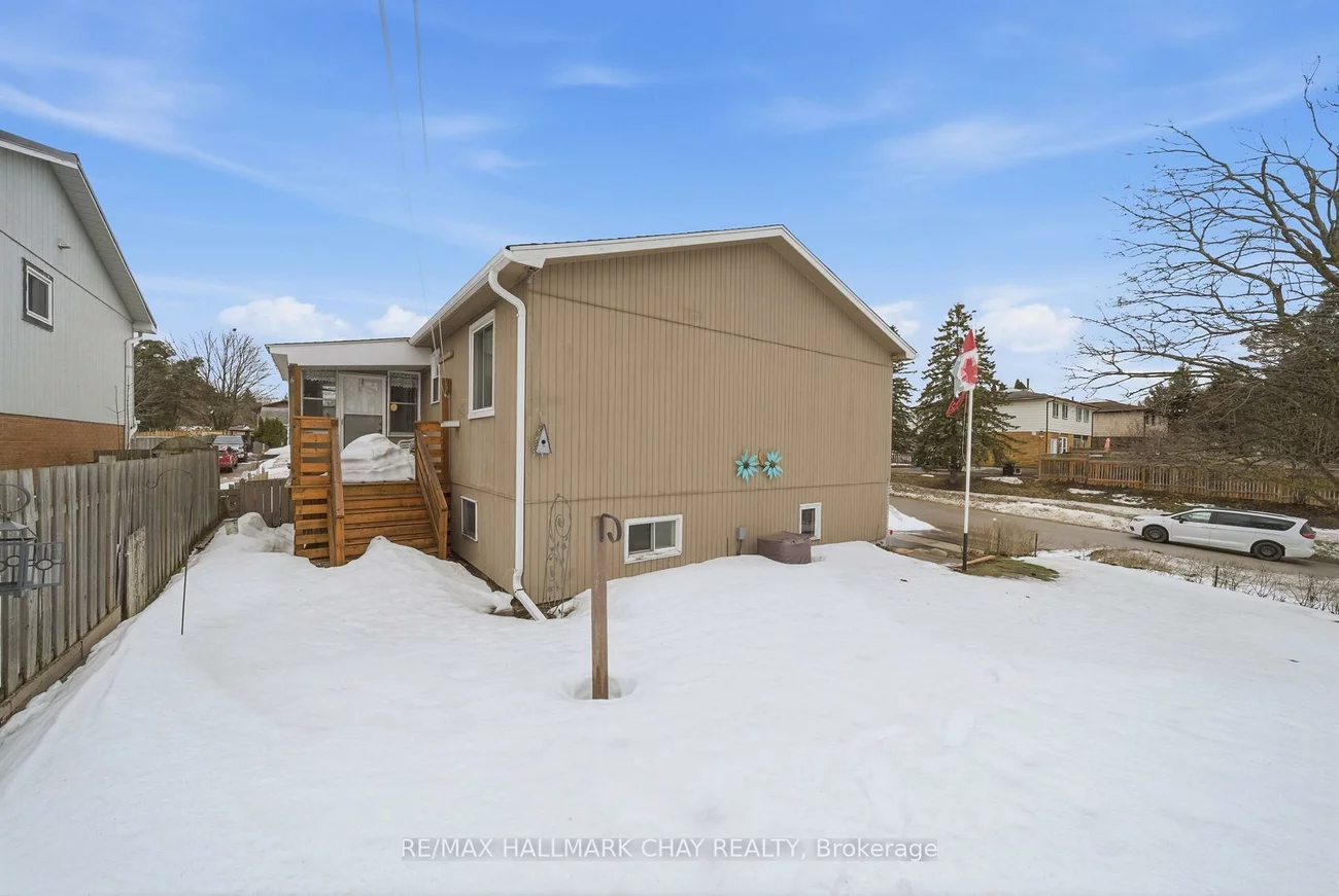 5, Austen, Letitia Heights, Barrie