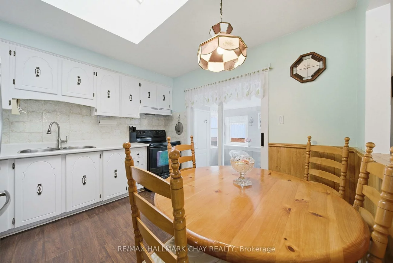 5, Austen, Letitia Heights, Barrie