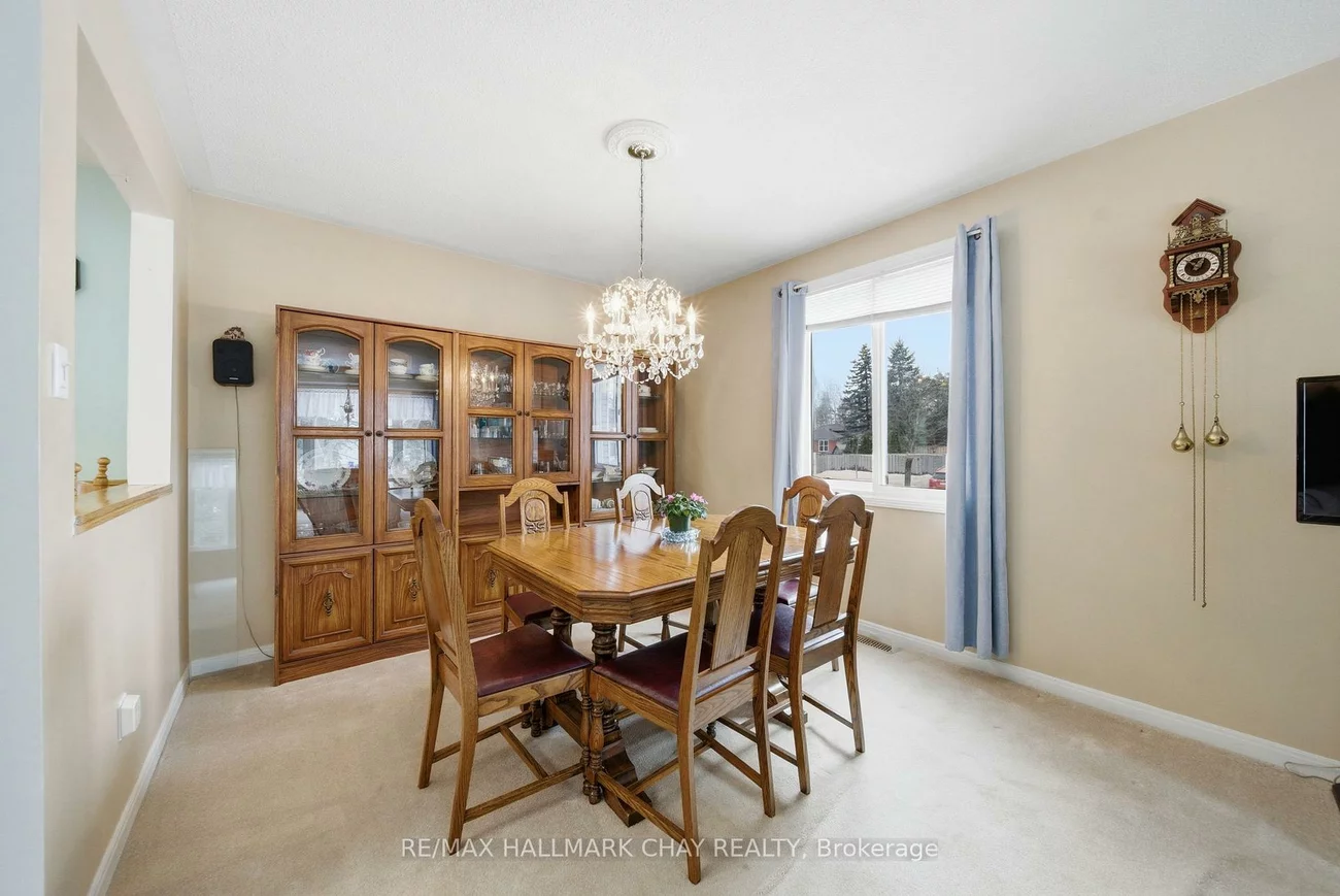 5, Austen, Letitia Heights, Barrie