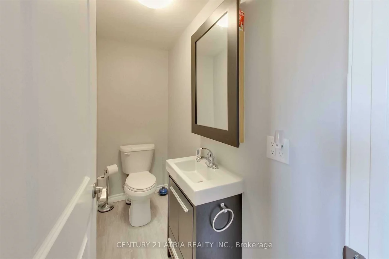 27, Dickens, Letitia Heights, Barrie