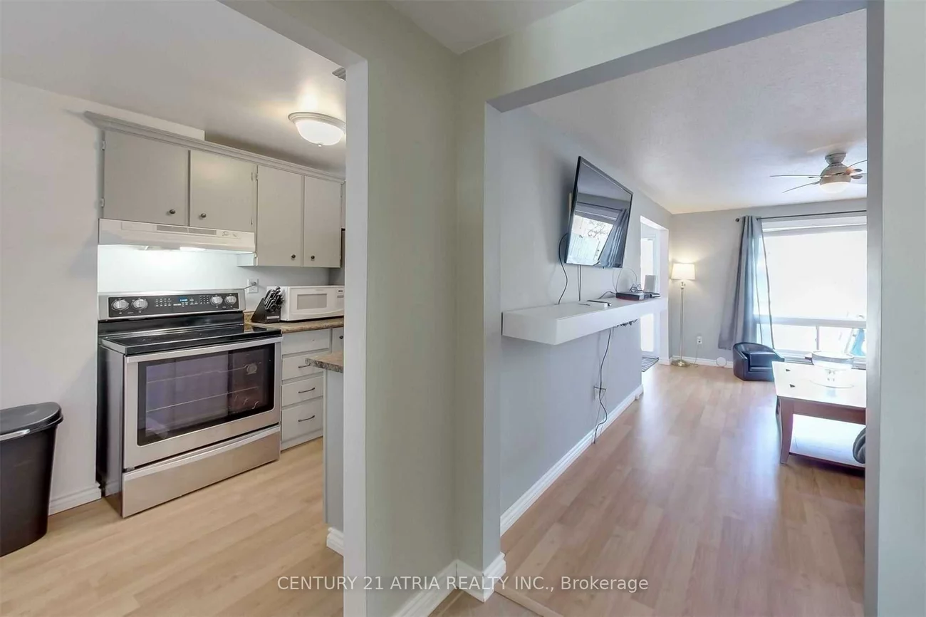 27, Dickens, Letitia Heights, Barrie