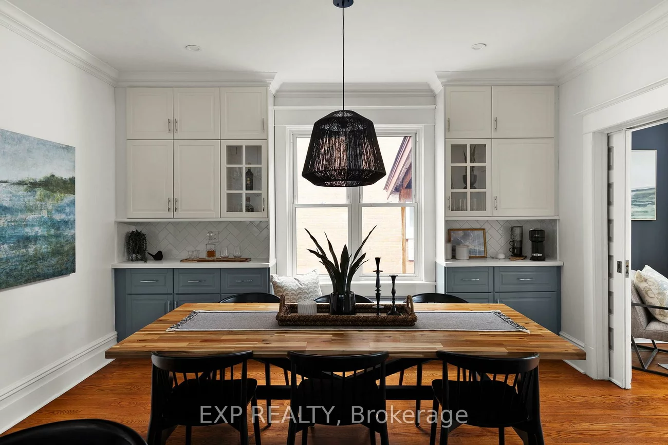 36, Sophia, Queen's Park, Barrie