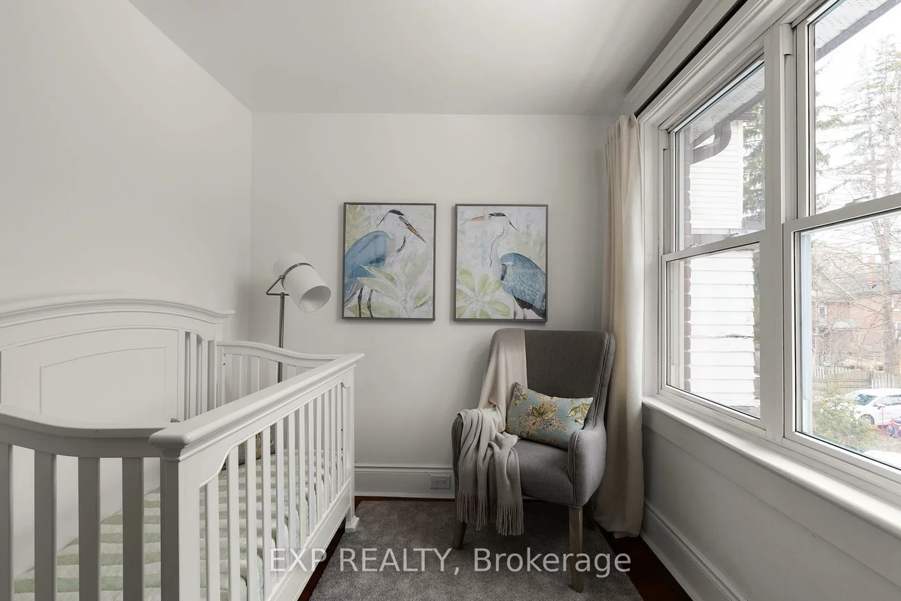 36, Sophia, Queen's Park, Barrie