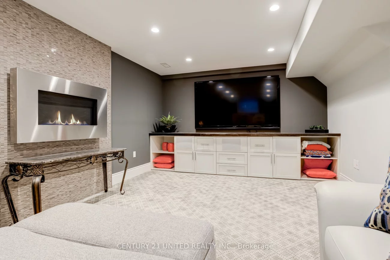 36, Auburn, Ardagh, Barrie