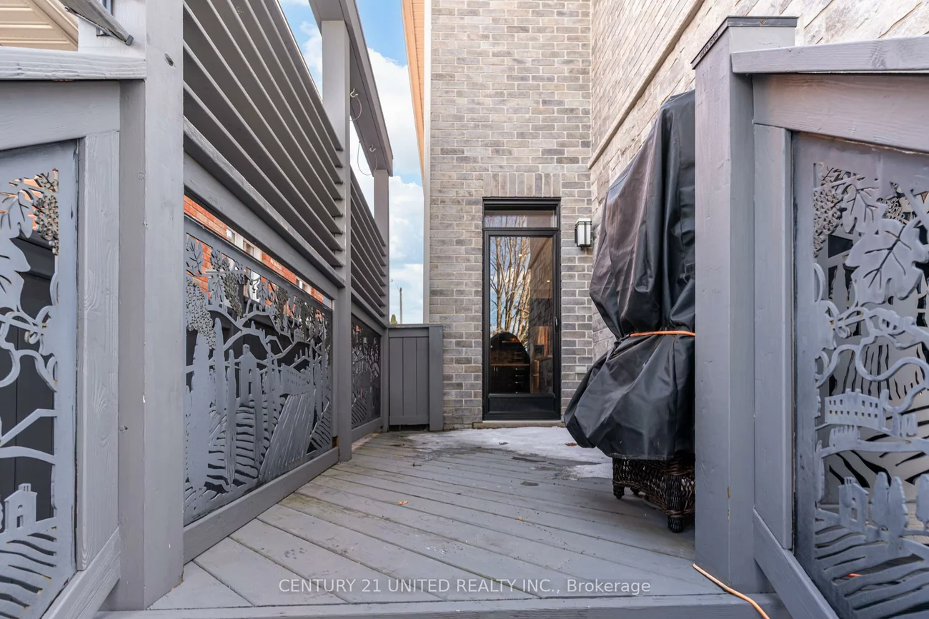 36, Auburn, Ardagh, Barrie