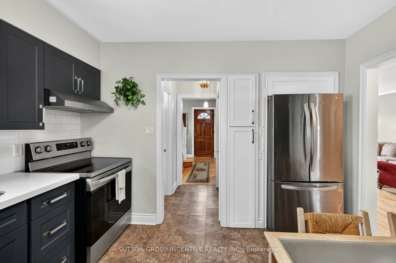 32, Adelaide, Allandale, Barrie