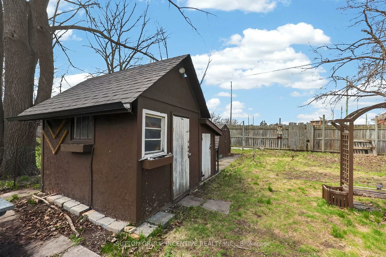 32, Adelaide, Allandale, Barrie