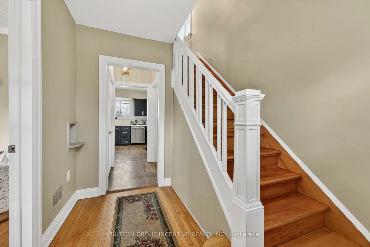 32, Adelaide, Allandale, Barrie