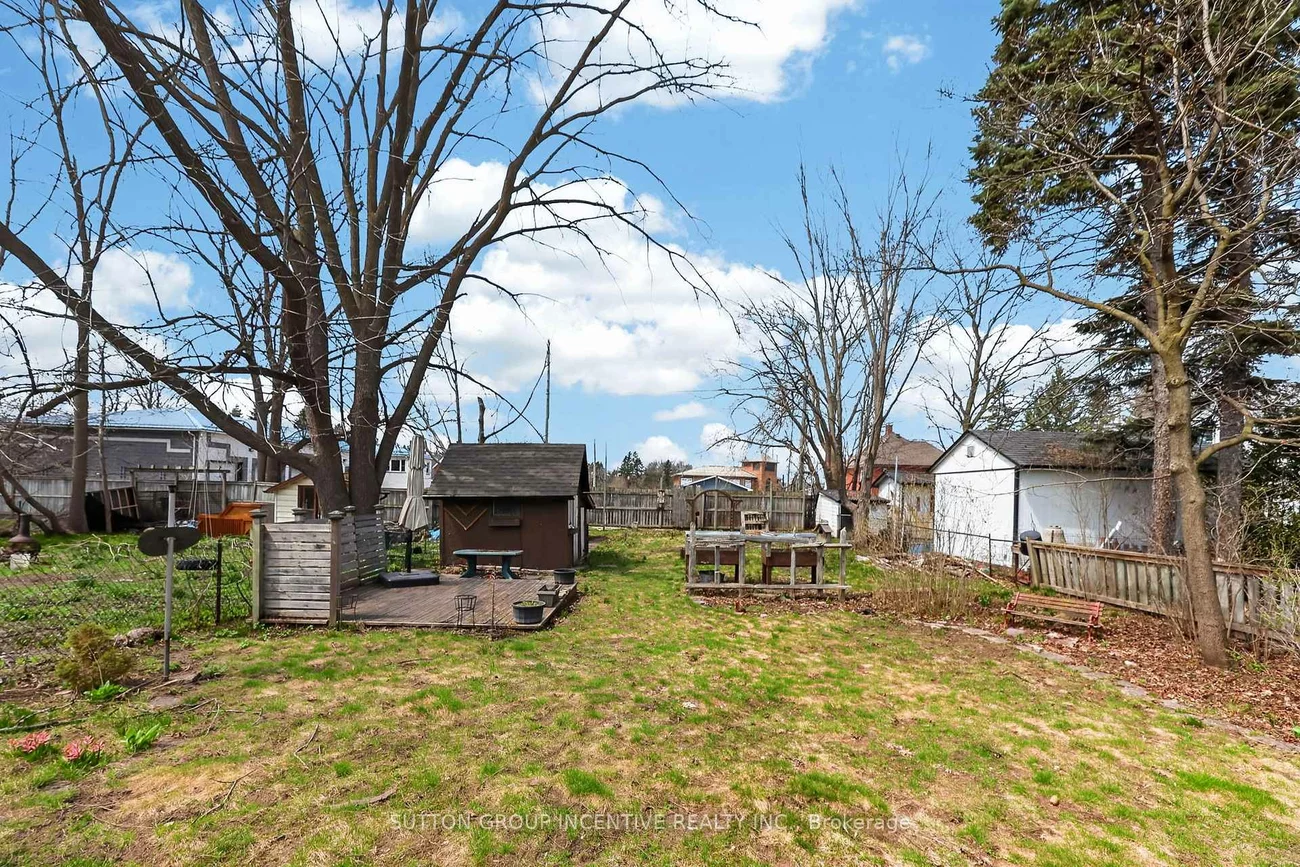 32, Adelaide, Allandale, Barrie