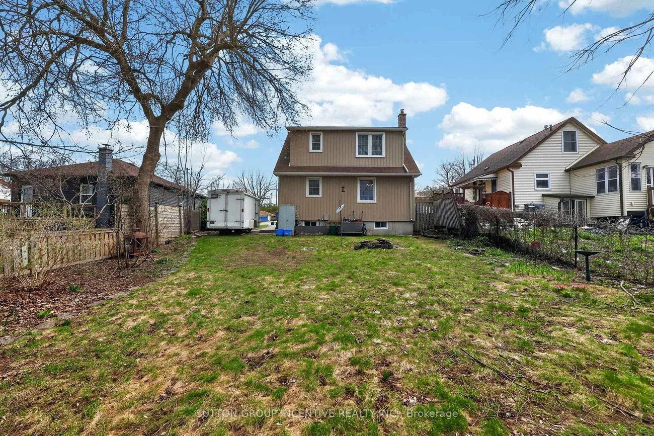 32, Adelaide, Allandale, Barrie