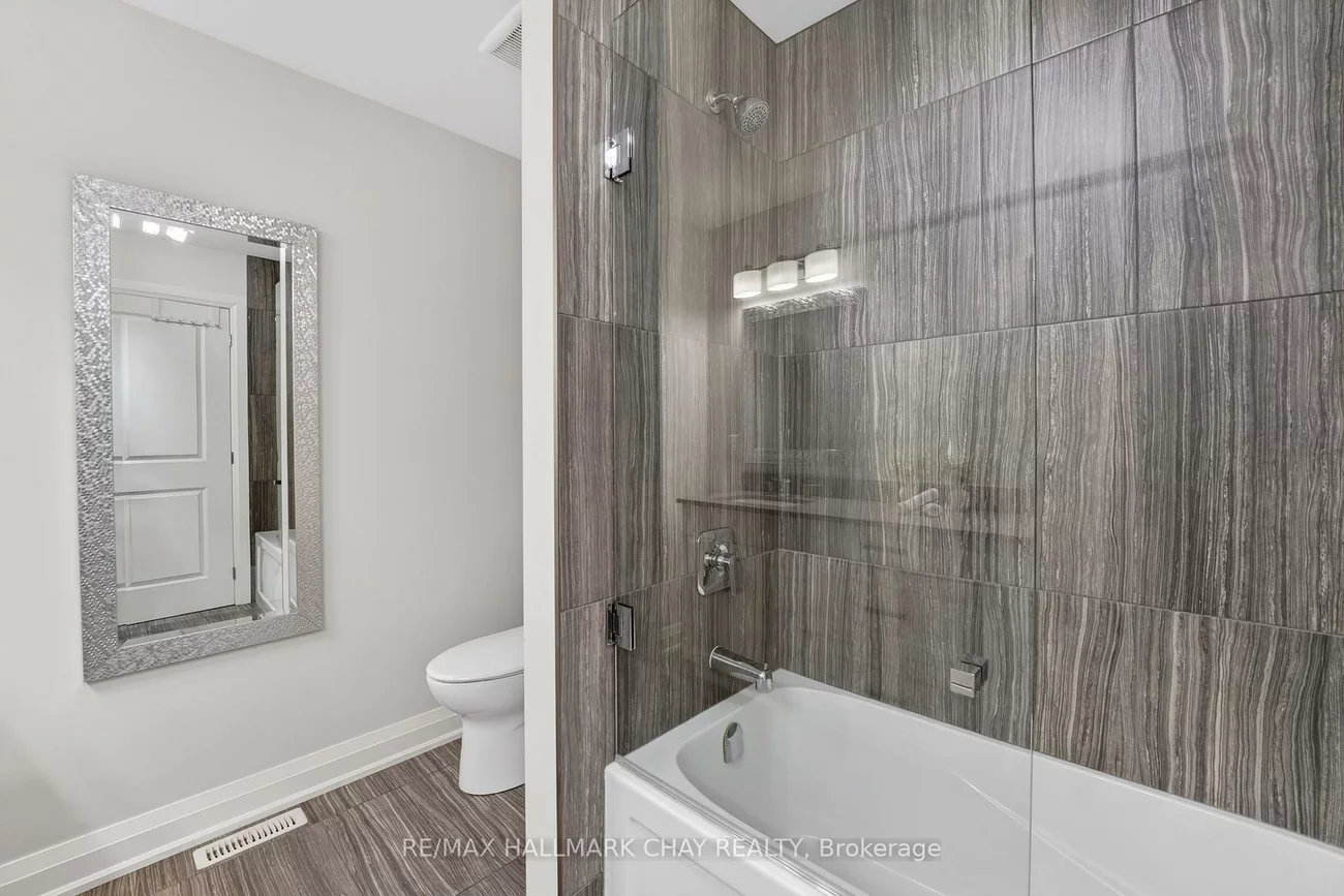 84, Clapperton, Codrington, Barrie