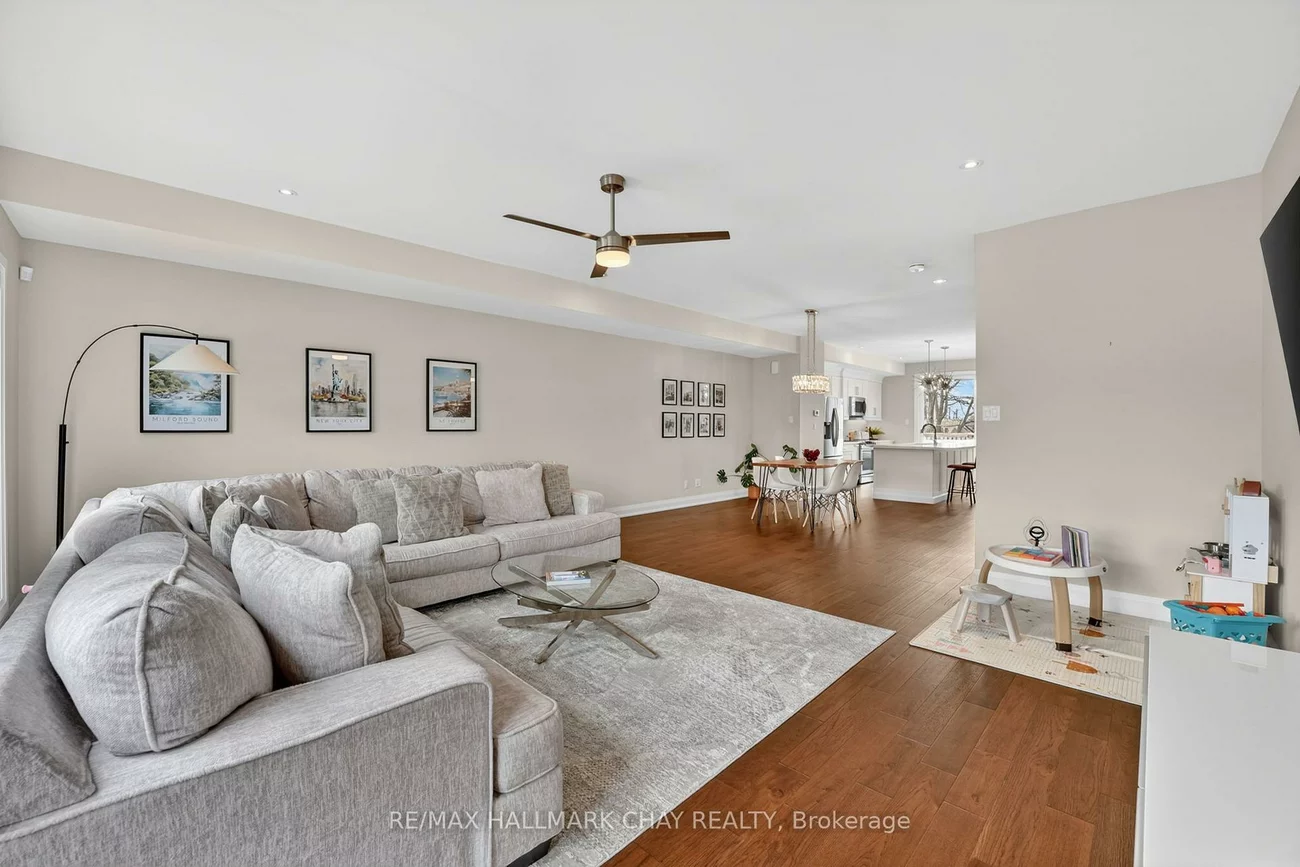 84, Clapperton, Codrington, Barrie