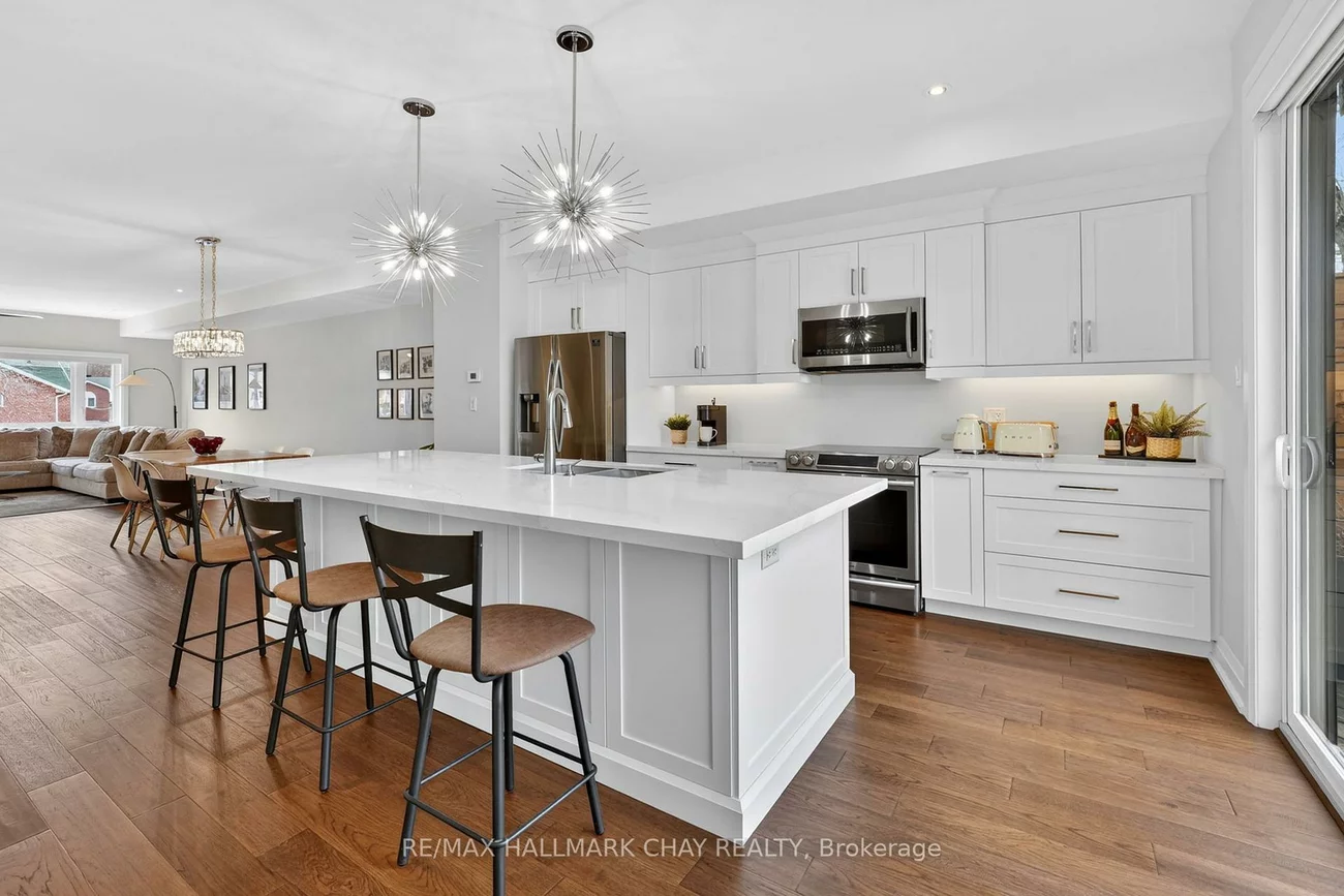 84, Clapperton, Codrington, Barrie