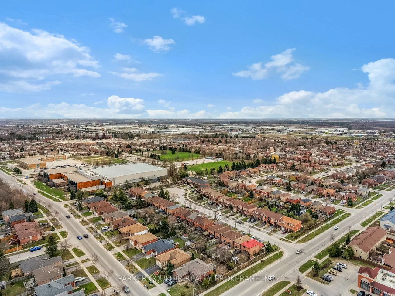 216, Mapleton, Holly, Barrie