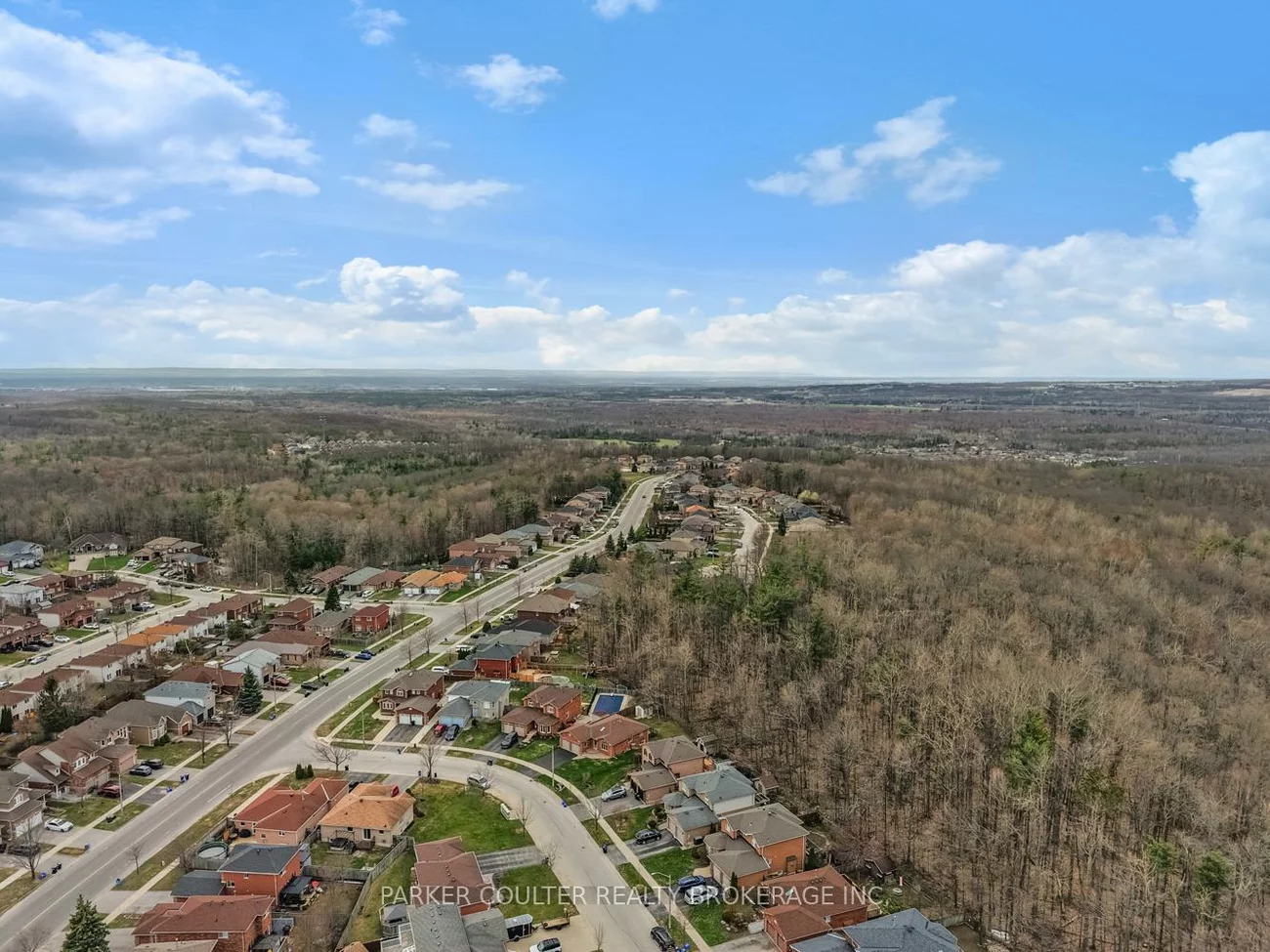 216, Mapleton, Holly, Barrie