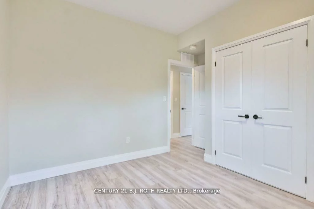 108, Nelson, Codrington, Barrie