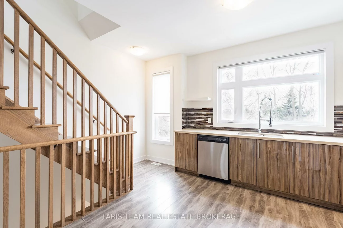 540, Essa, Holly, Barrie