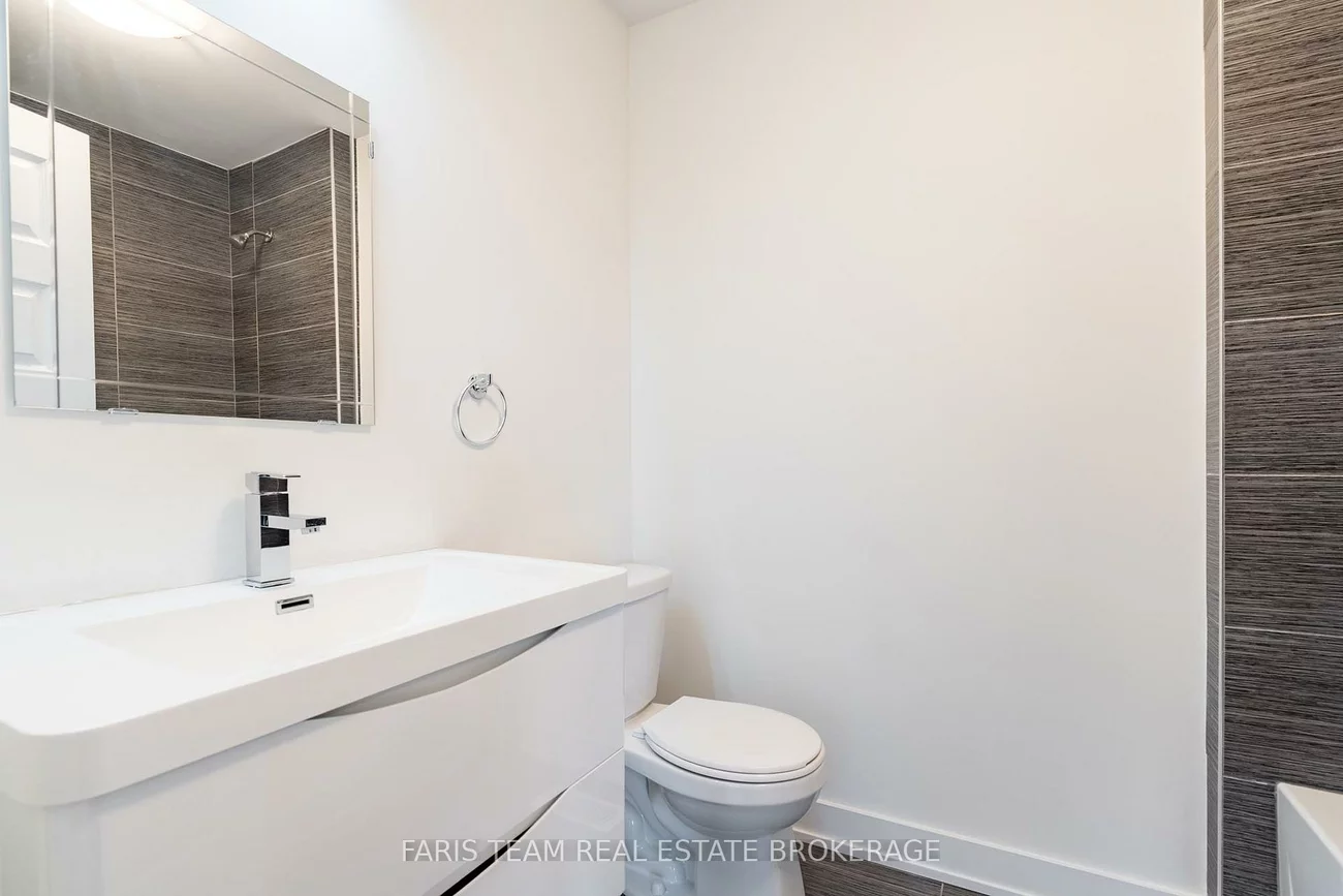 540, Essa, Holly, Barrie