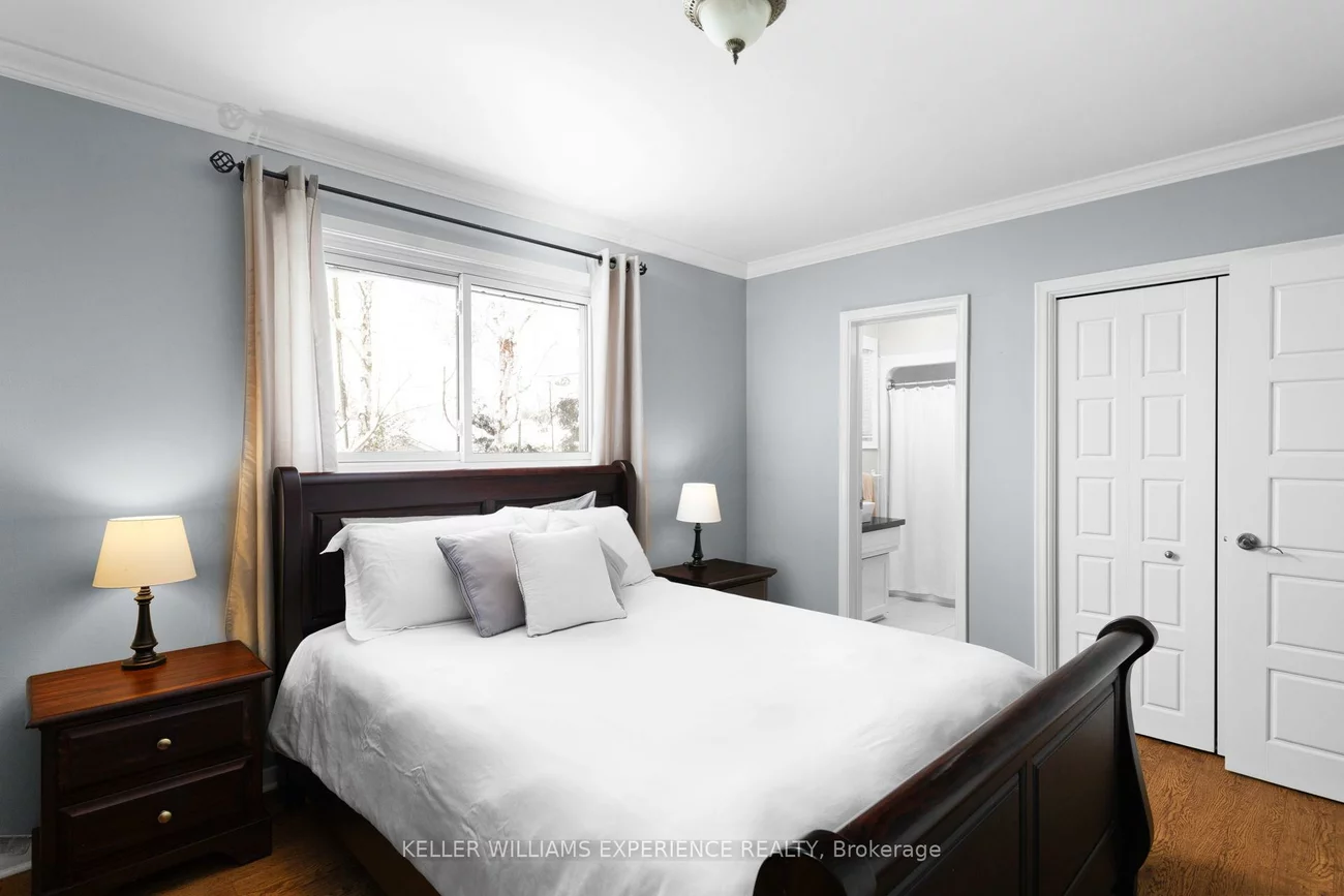 27, Ottaway, Wellington, Barrie