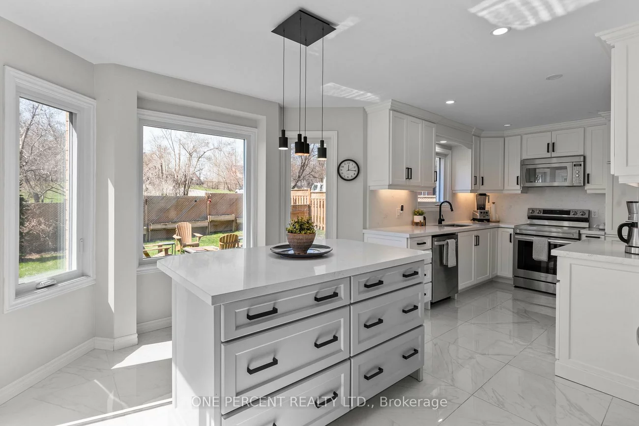 1, Dixon, Painswick North, Barrie