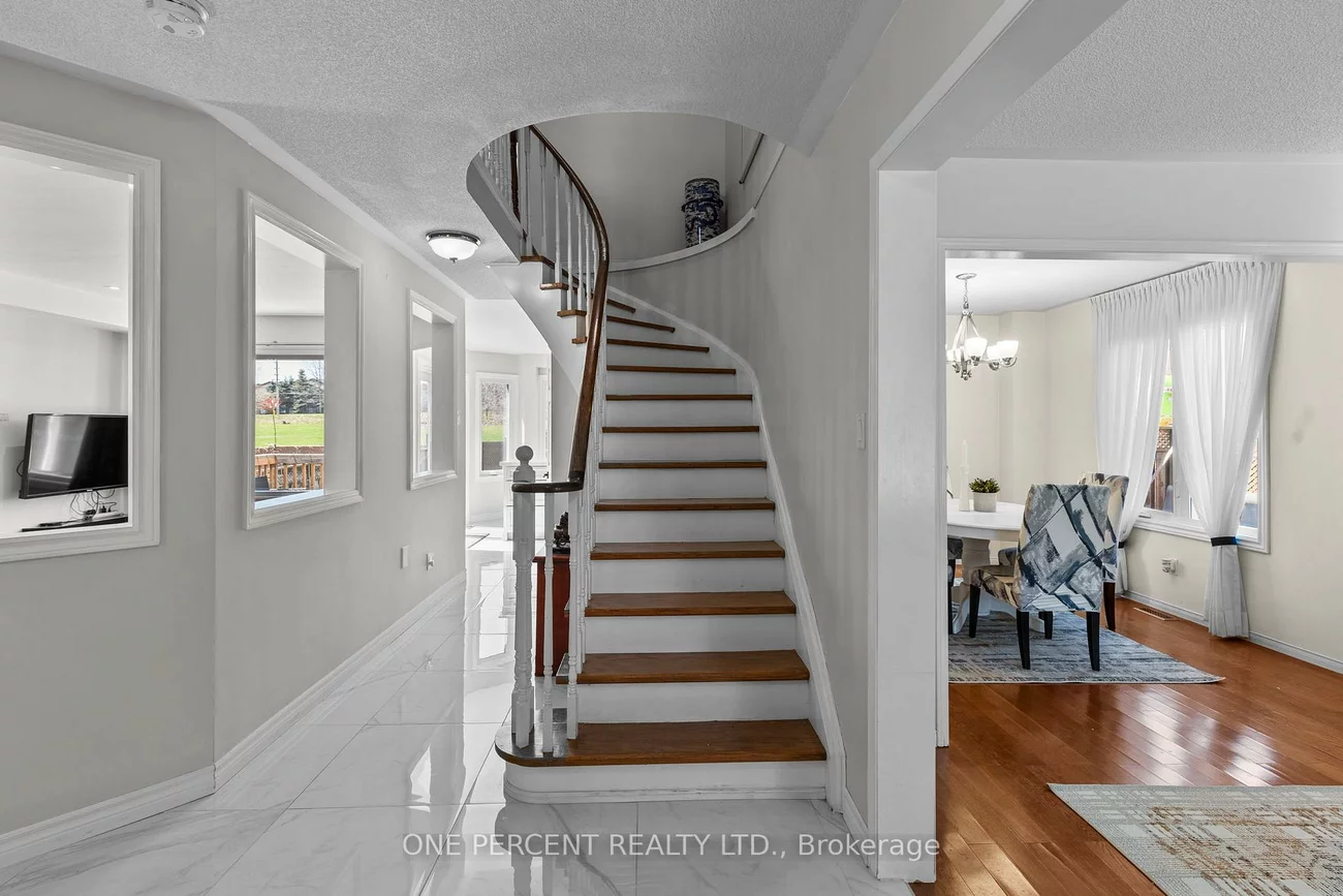 1, Dixon, Painswick North, Barrie