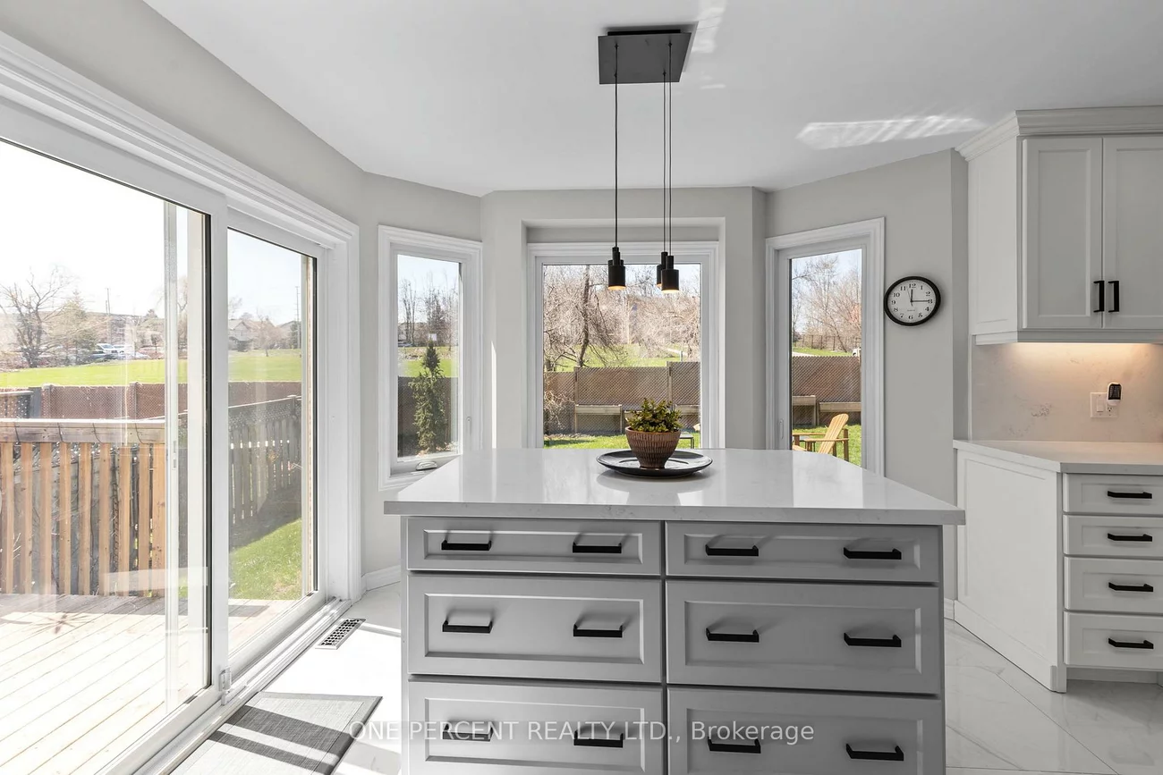 1, Dixon, Painswick North, Barrie