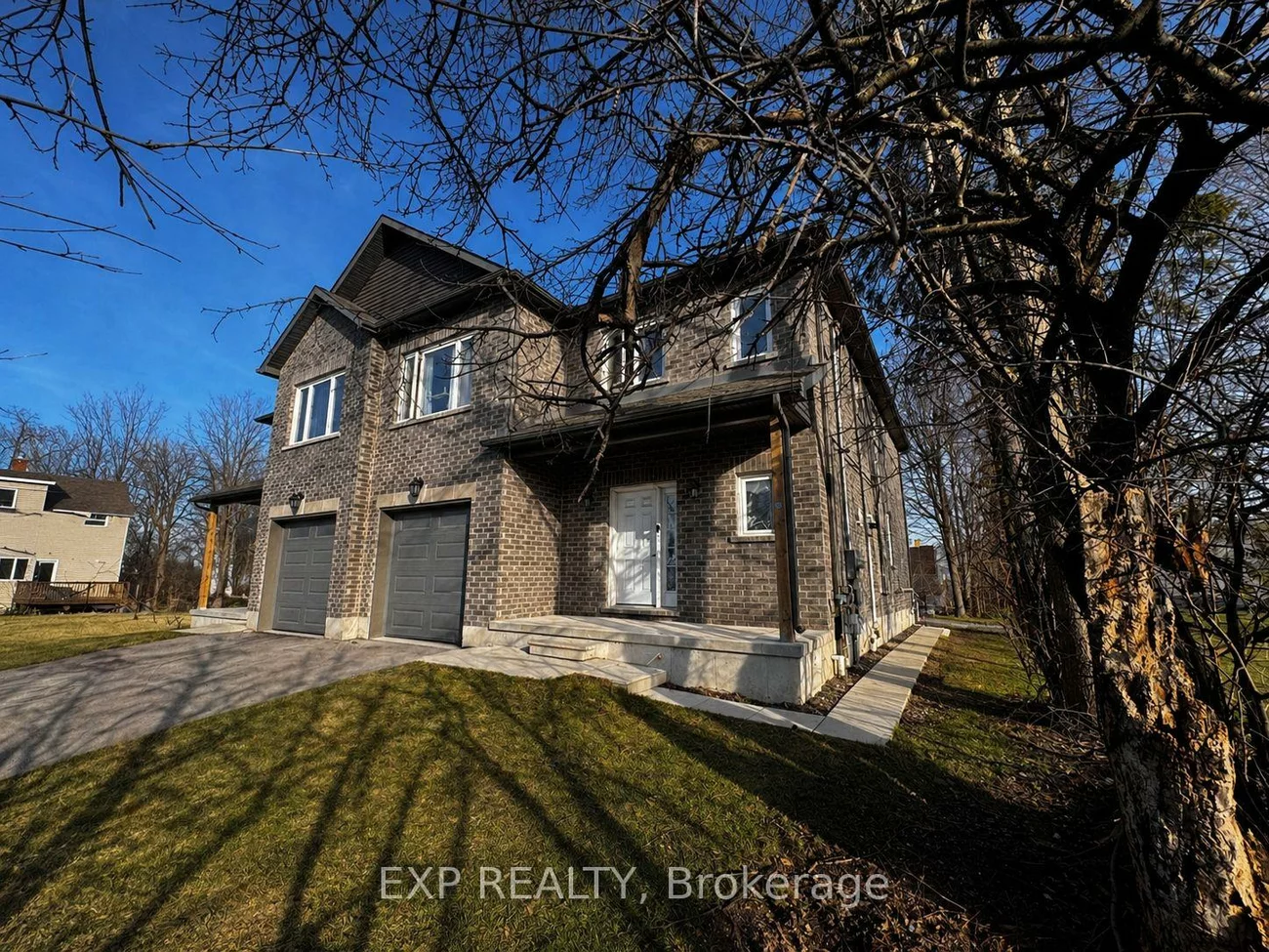 127, Henry, Queen's Park, Barrie