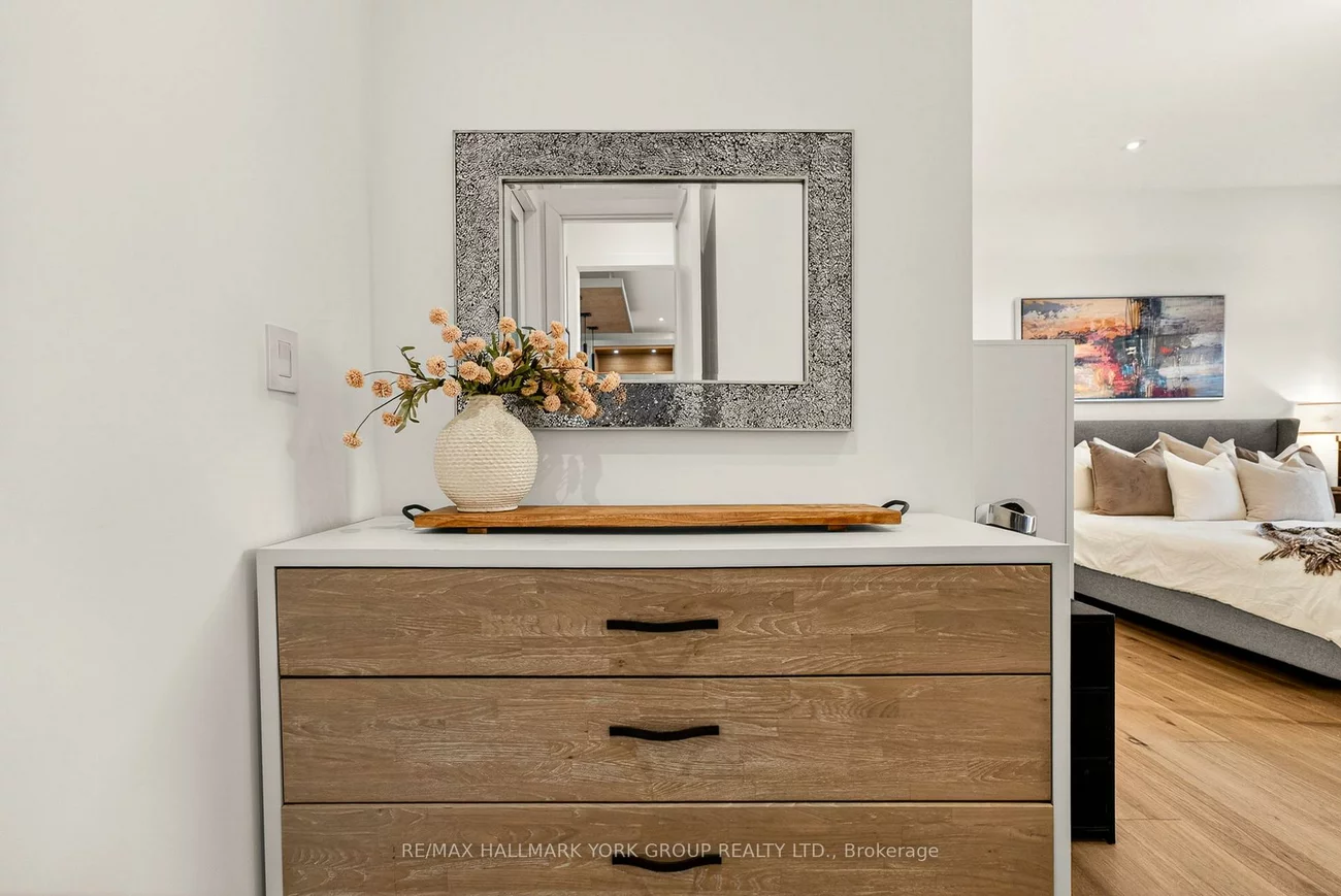 404, Cox Mill, South Shore, Barrie