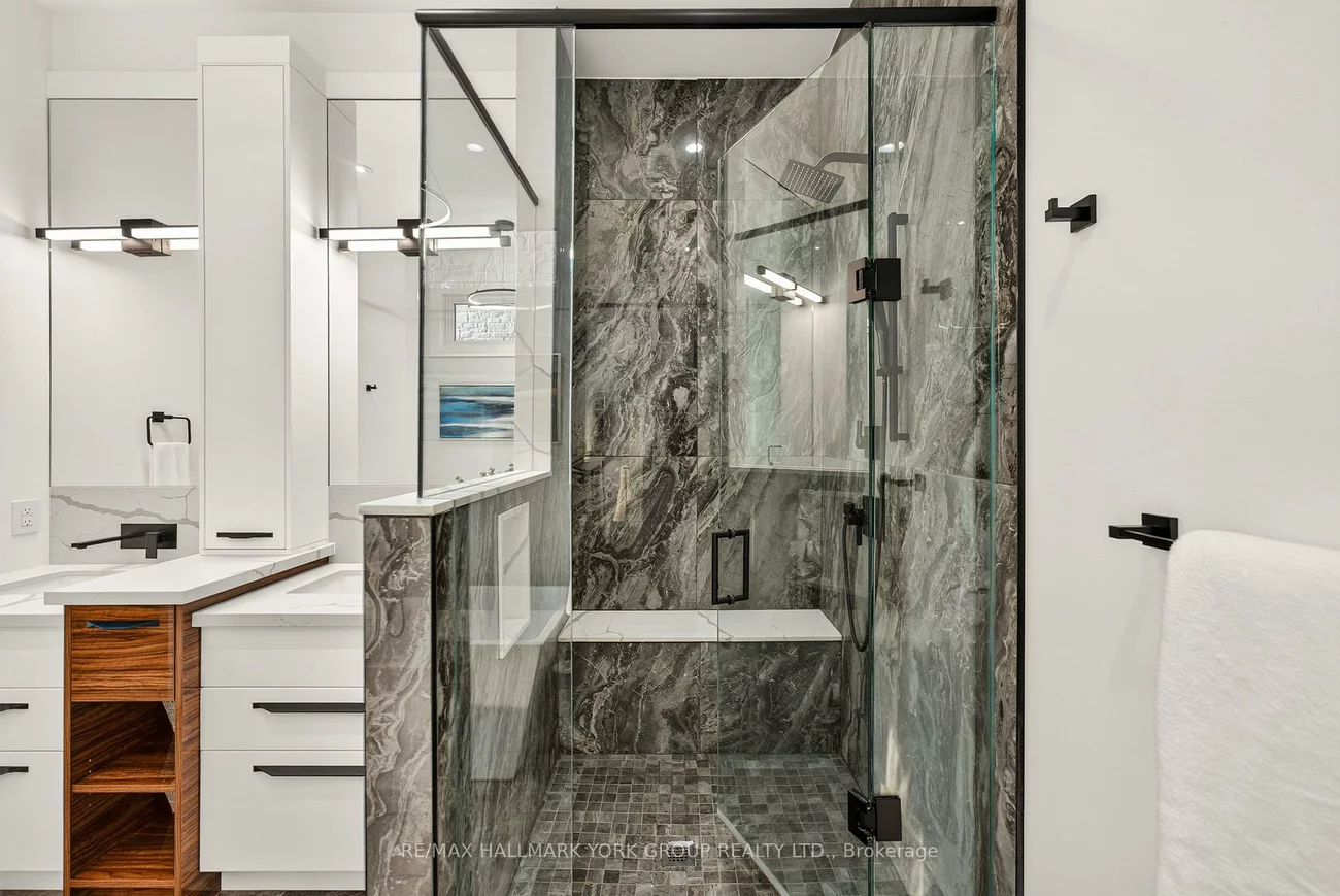 404, Cox Mill, South Shore, Barrie