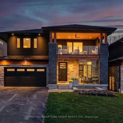 404, Cox Mill, South Shore, Barrie