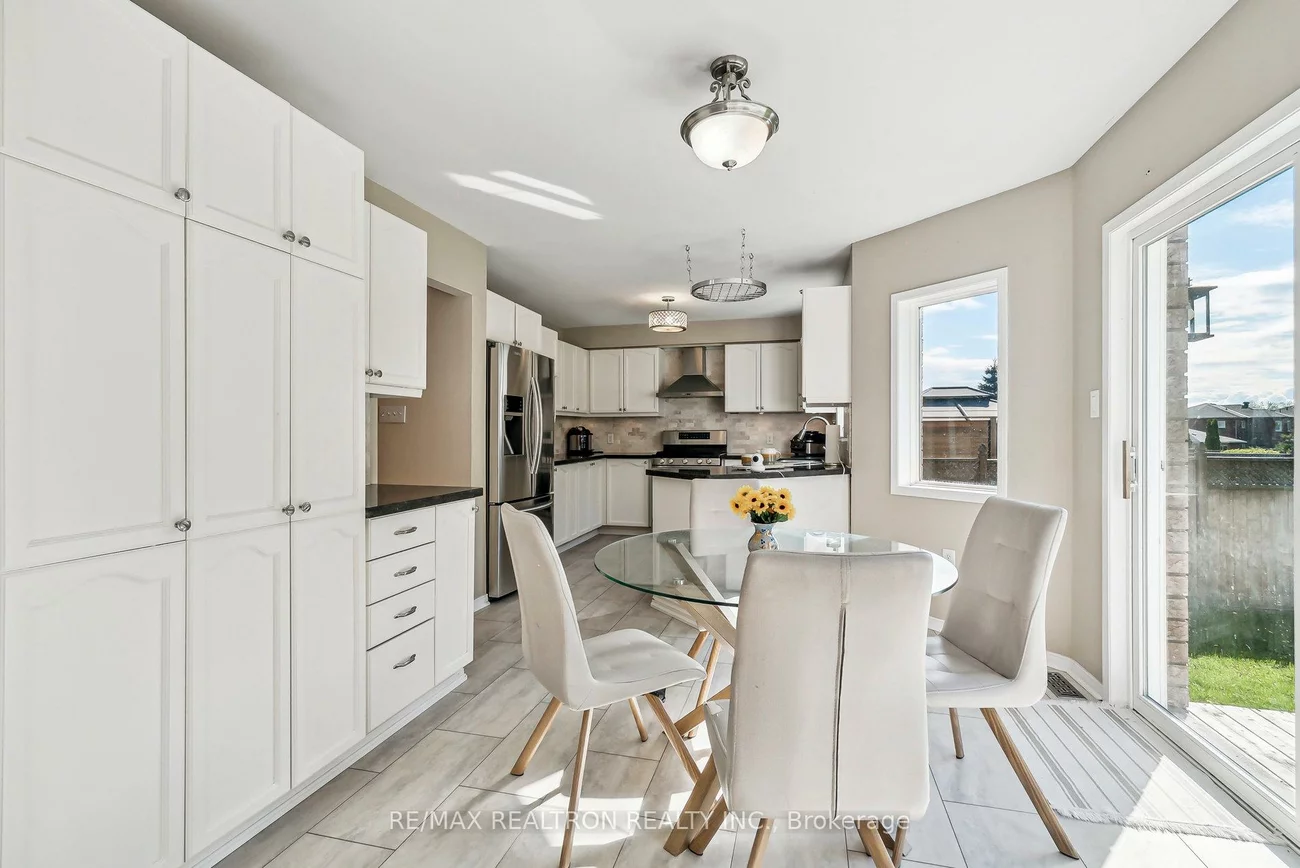50, Holly Meadow, Holly, Barrie