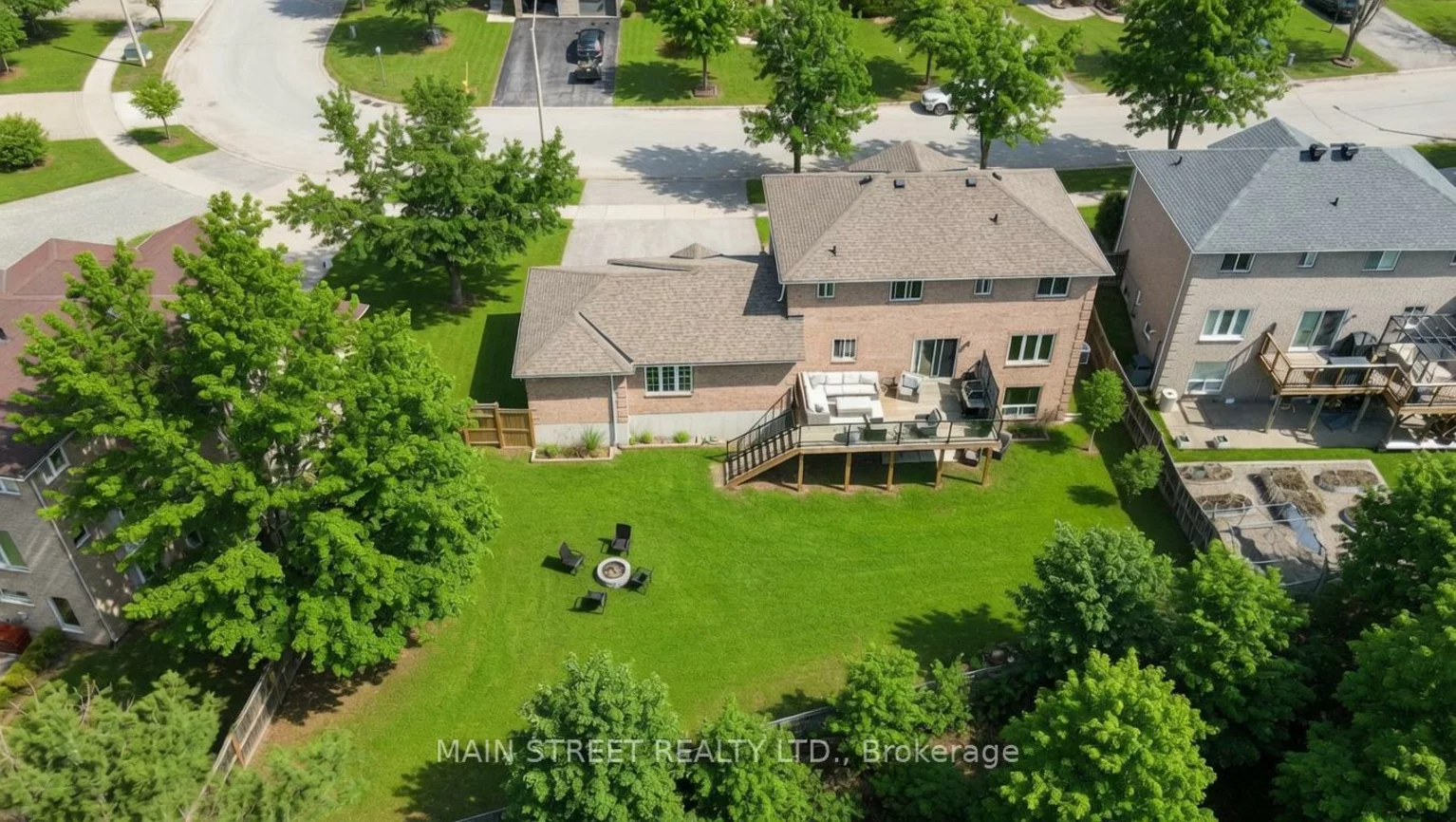 89, Silver Maple, Holly, Barrie