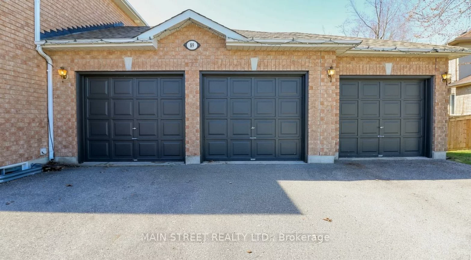 89, Silver Maple, Holly, Barrie