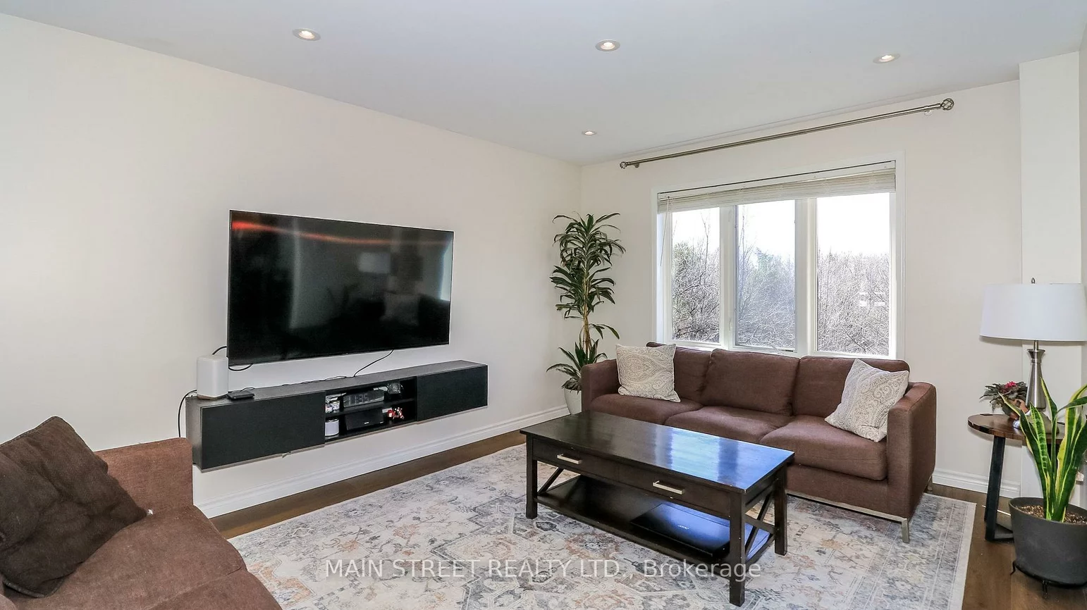 89, Silver Maple, Holly, Barrie