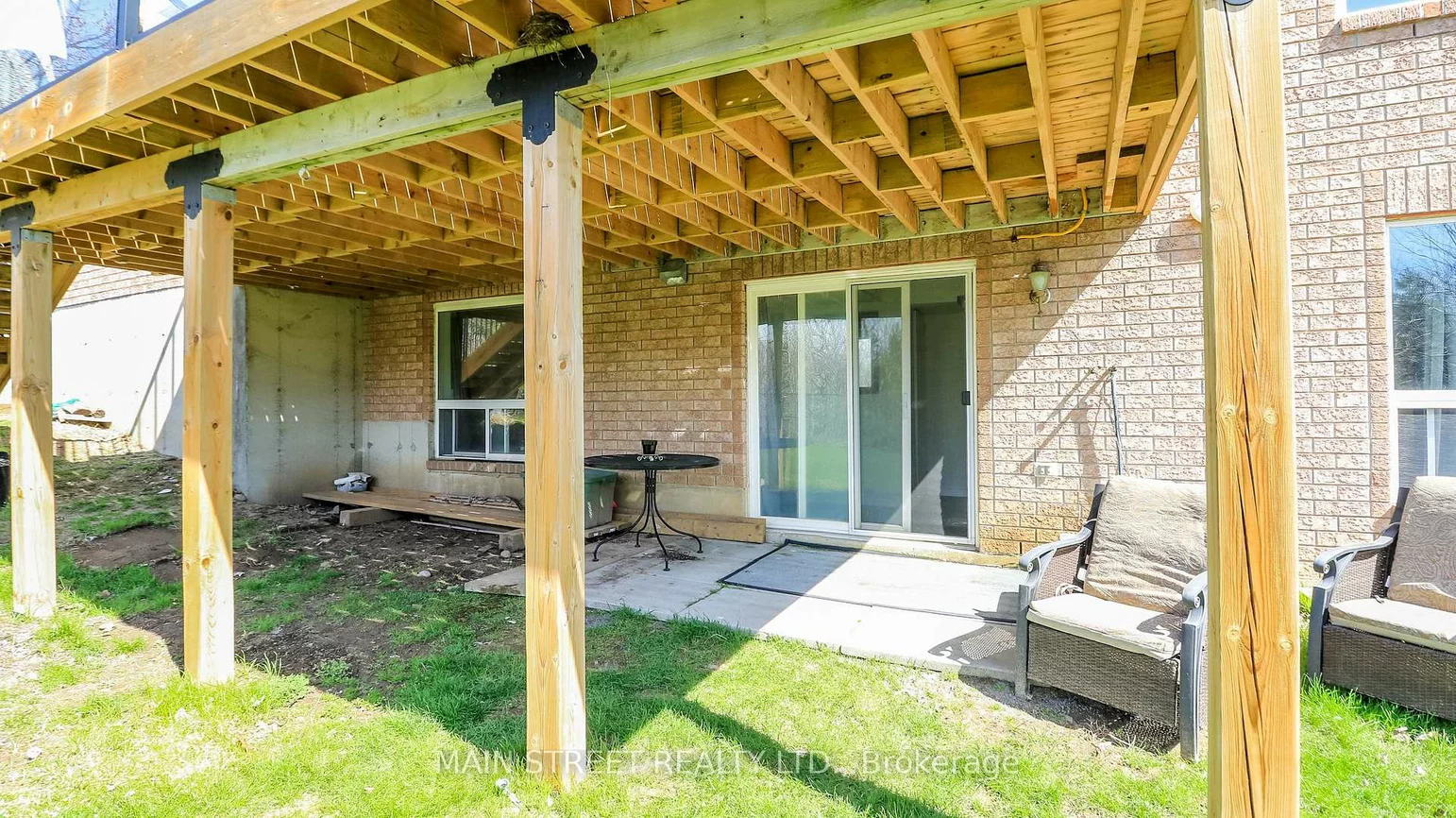 89, Silver Maple, Holly, Barrie