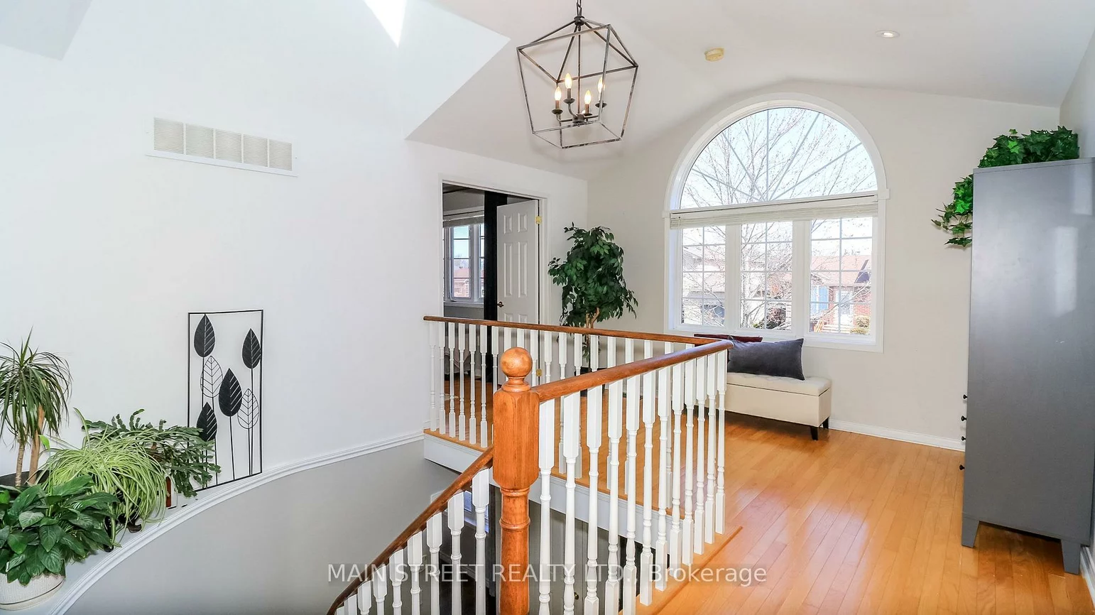 89, Silver Maple, Holly, Barrie