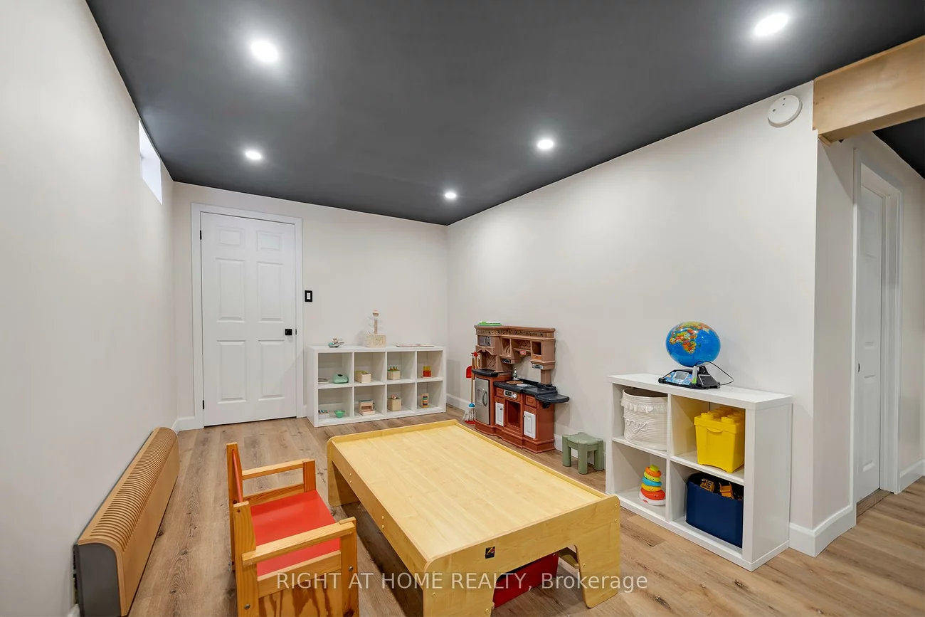 361, Hickling, Grove East, Barrie