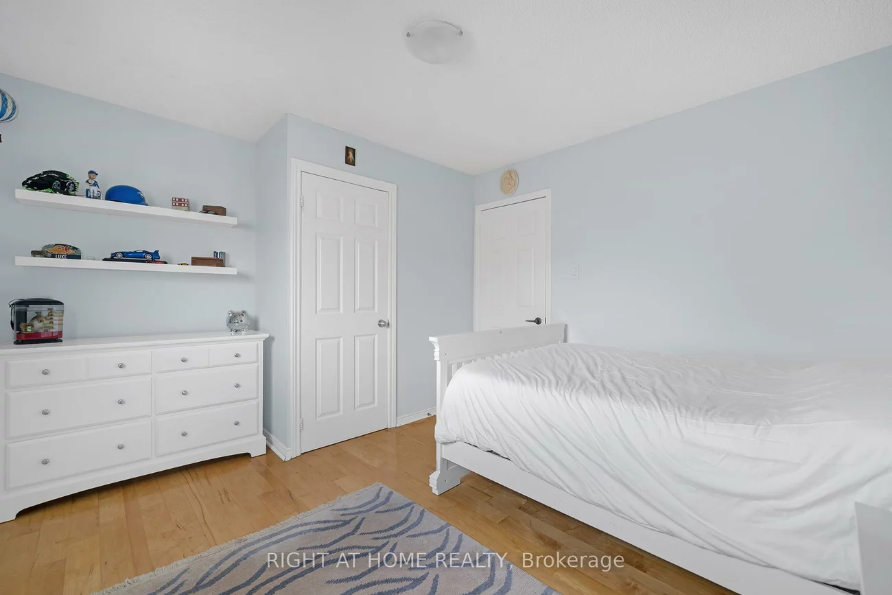 361, Hickling, Grove East, Barrie