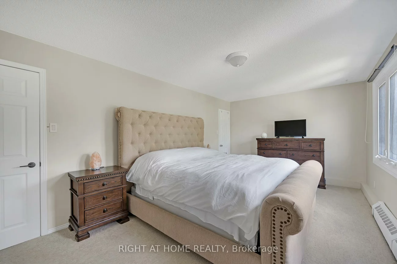 361, Hickling, Grove East, Barrie