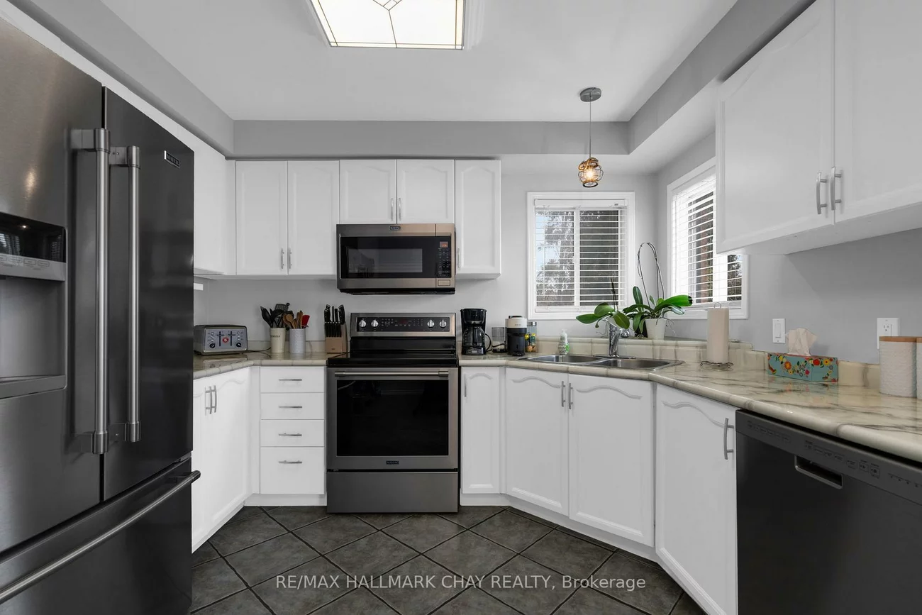 222, Wessenger, Holly, Barrie