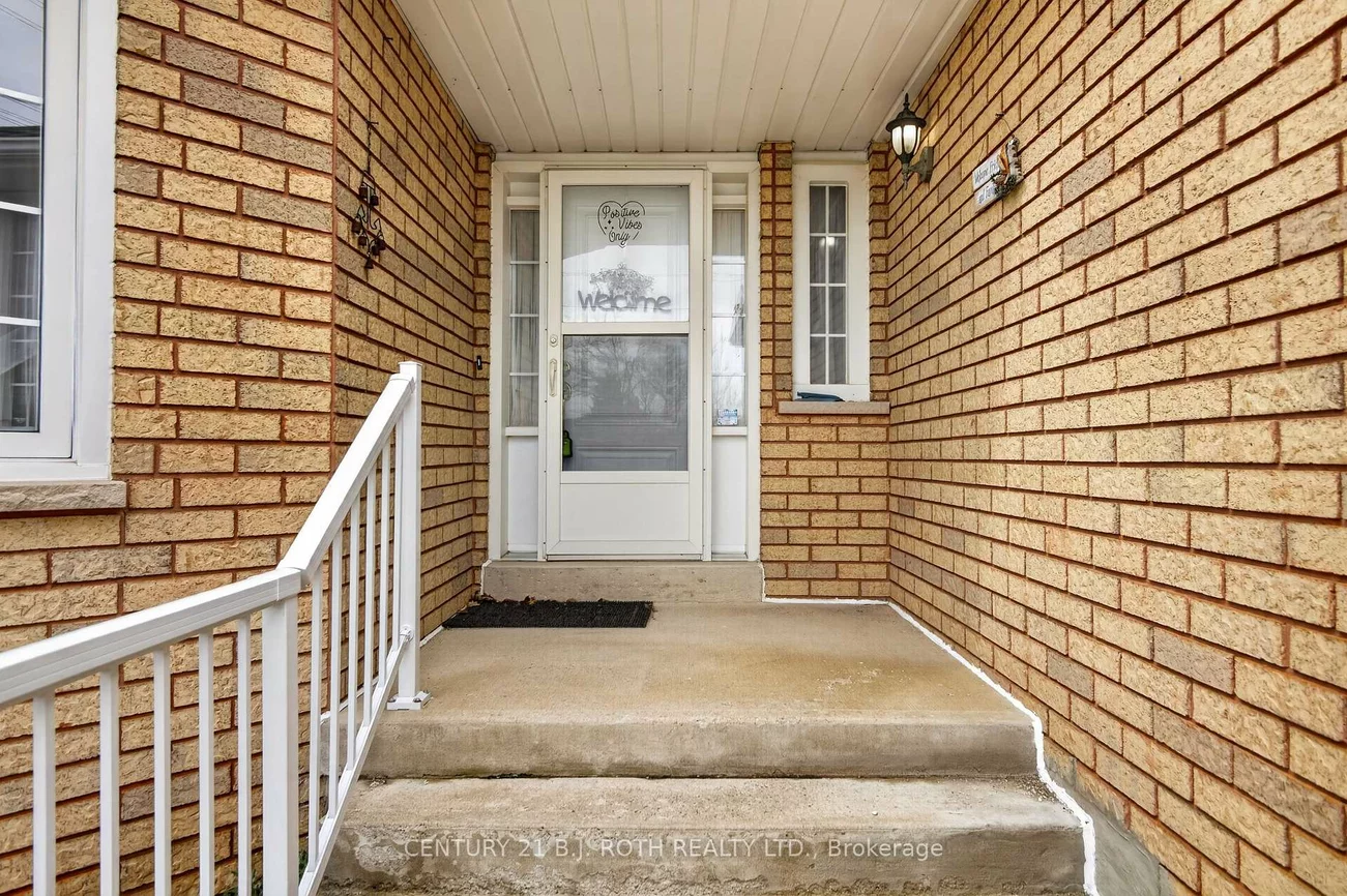 164, Livingstone, West Bayfield, Barrie