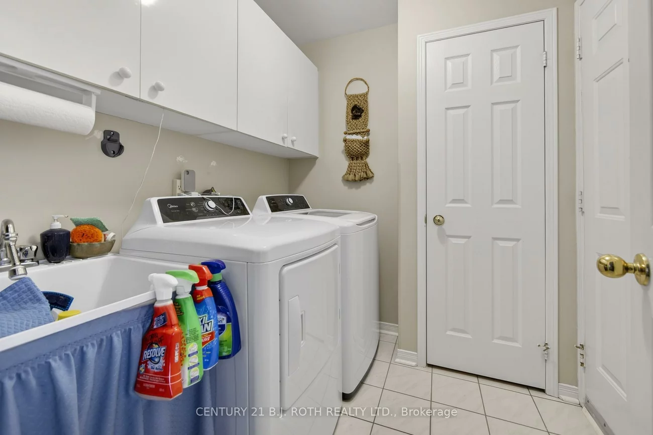 164, Livingstone, West Bayfield, Barrie