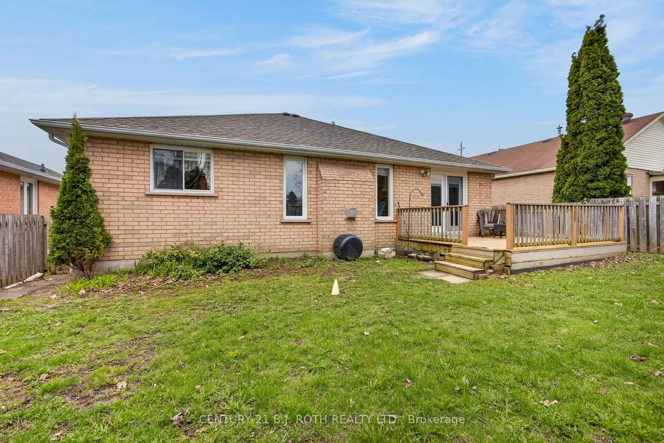 164, Livingstone, West Bayfield, Barrie