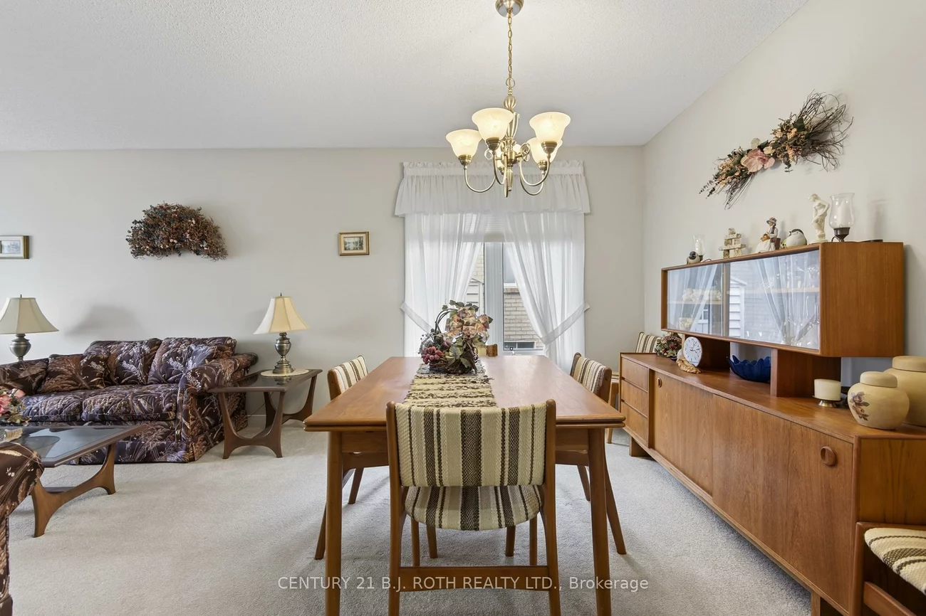 164, Livingstone, West Bayfield, Barrie
