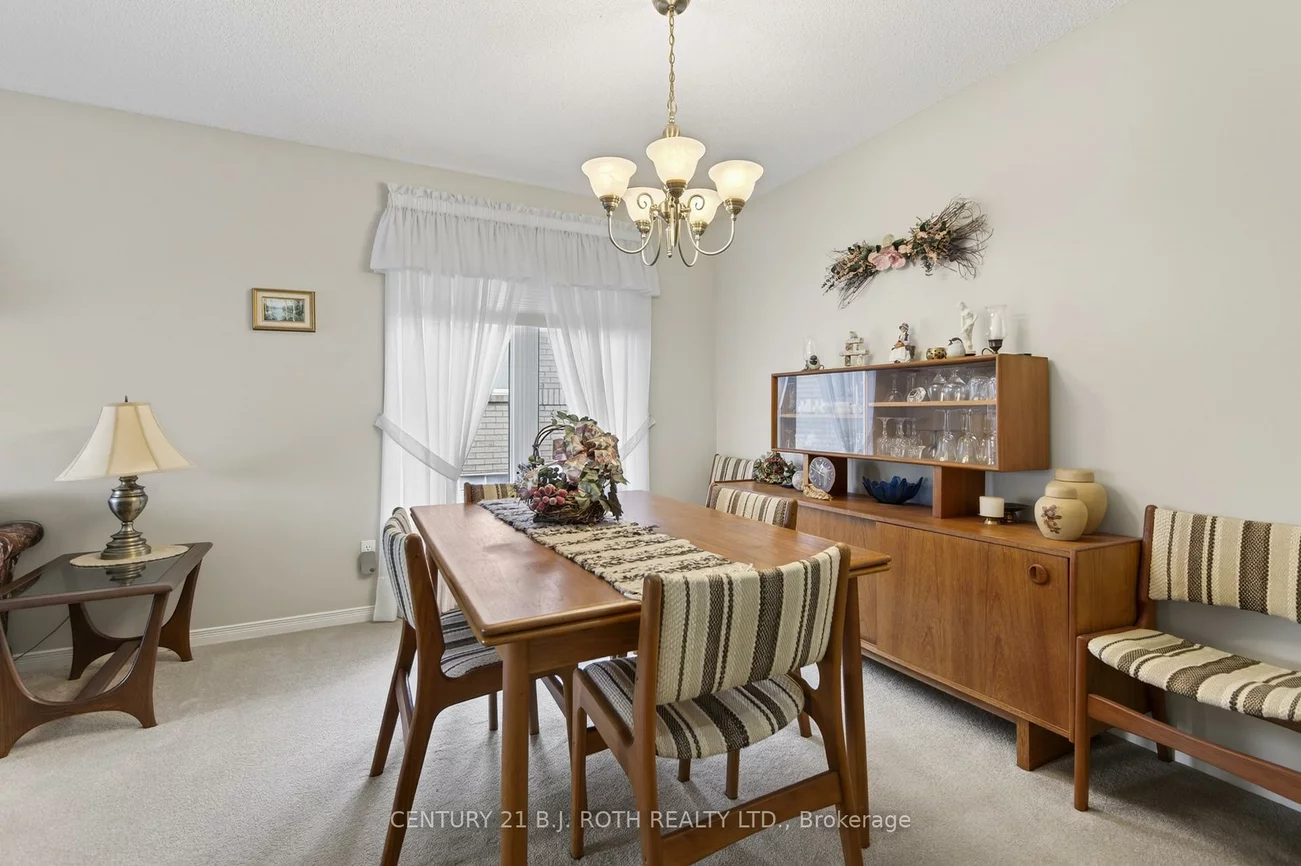 164, Livingstone, West Bayfield, Barrie