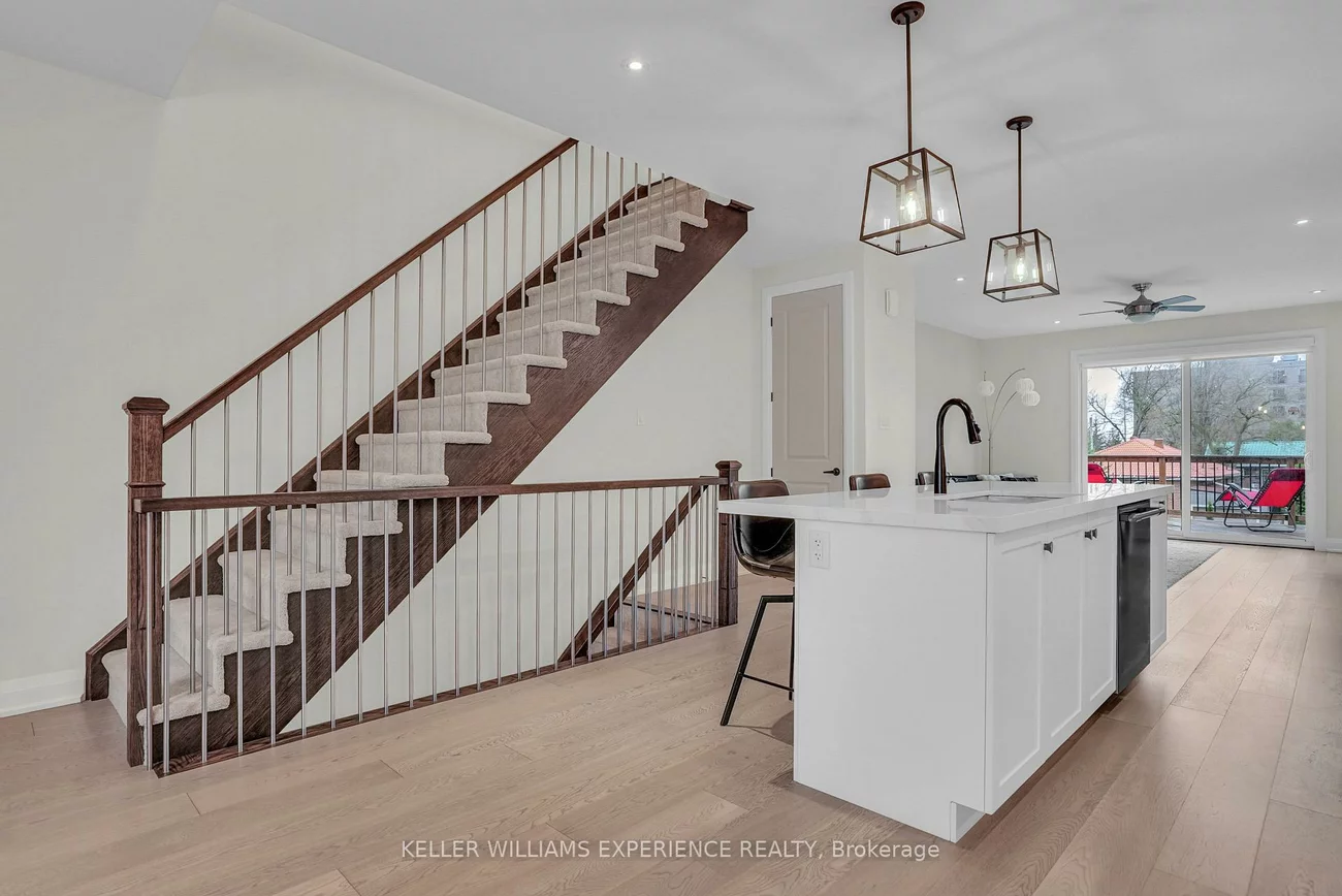 86, Clapperton, Codrington, Barrie