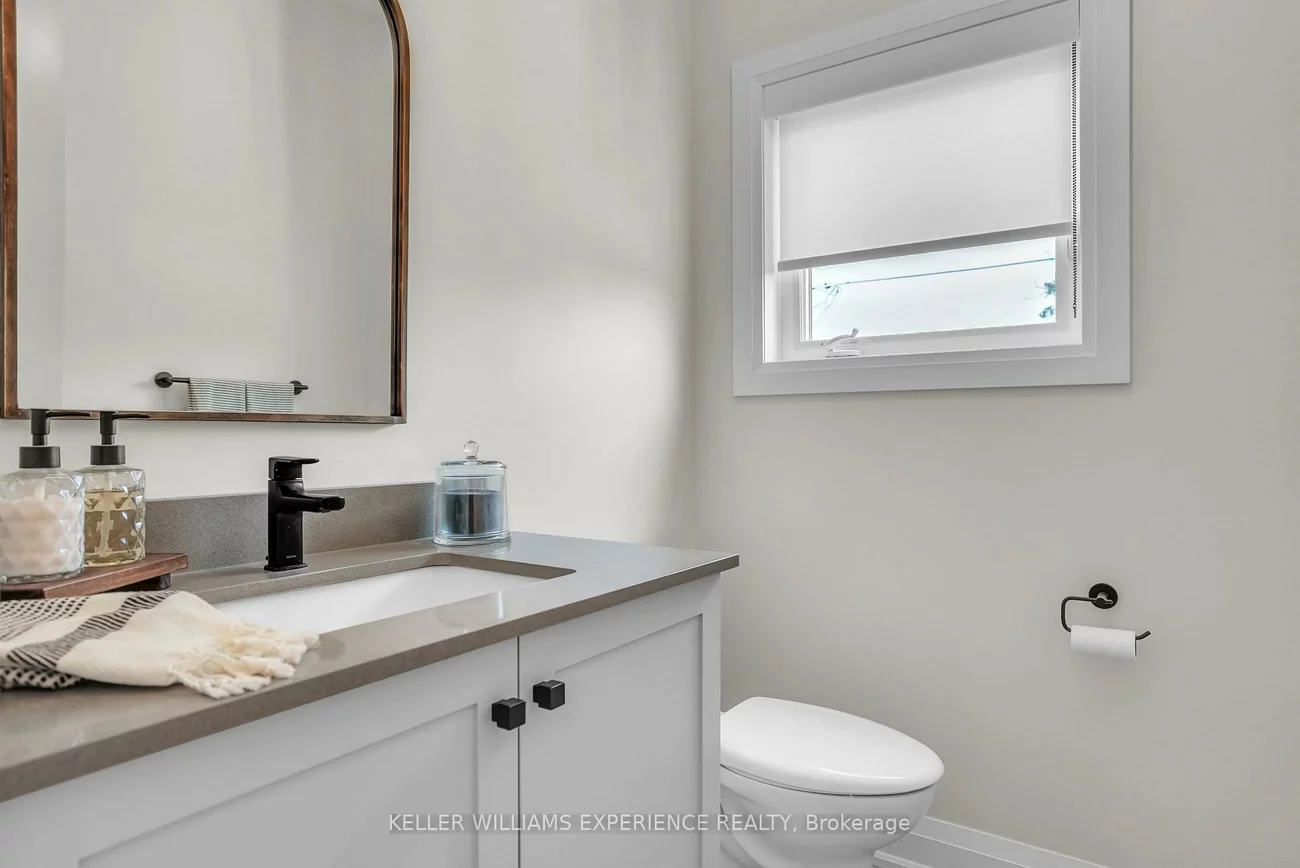 86, Clapperton, Codrington, Barrie