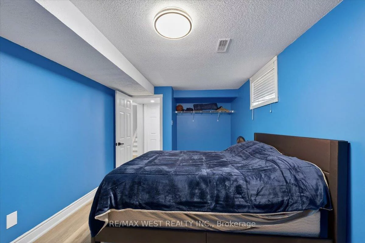 51, Stanley, East Bayfield, Barrie