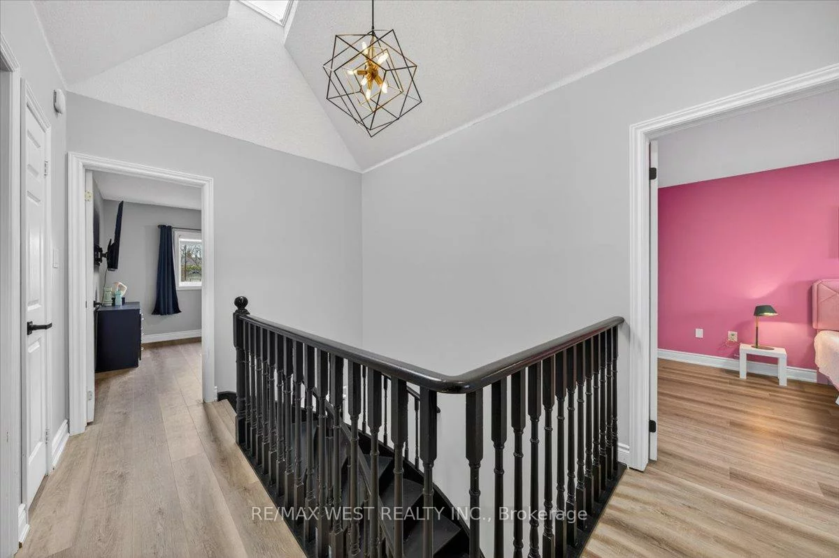 51, Stanley, East Bayfield, Barrie