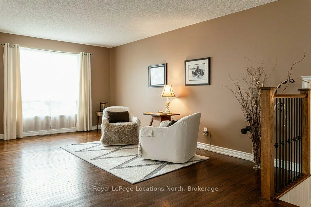 269, Pine, Bayshore, Barrie